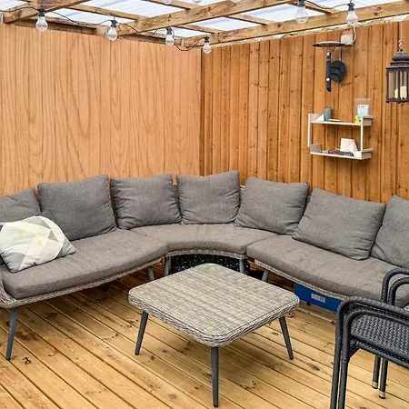 Сasa de vacaciones 3 Bedroom Stunning In